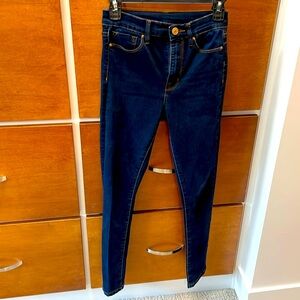 BDG Jeans! 25 high rise. Great condition